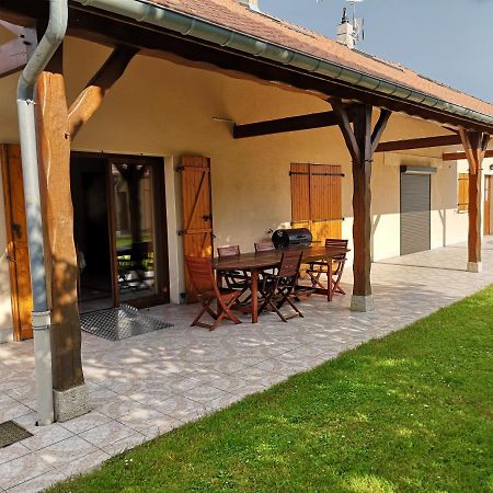Le Logis Du Der Villa Giffaumont-Champaubert Exterior foto